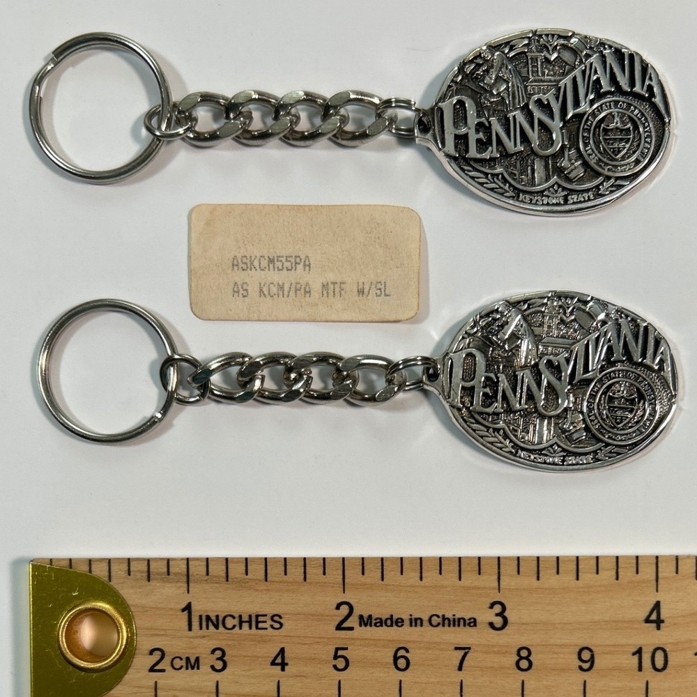 Pennsylvania Keychain Silver Tone Souvenir State Seal Keystone Key VTG Y2K Auto
